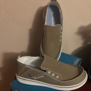 NEW Columbia Youth Bahama Slip-on Size 4